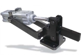 P60 Heavy pneumatic toggle clamp with horizontal cylinder attachment